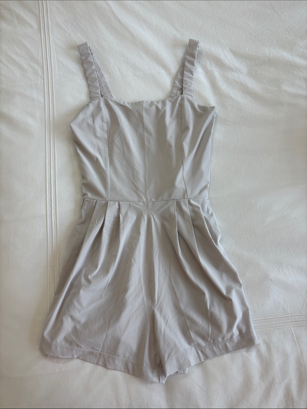 Vuori Light Gray Sleeveless Romper - Size XS
